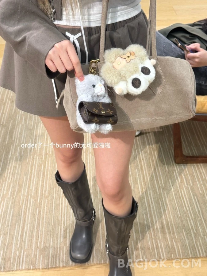 루이비통 루이비통 모노그램 고양이 백참 상세 이미지