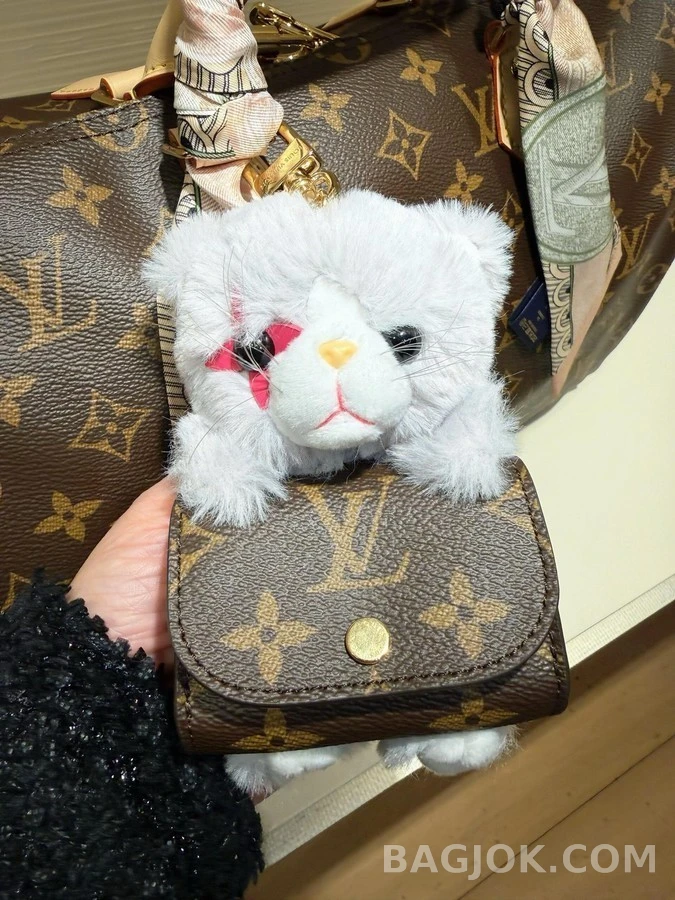 루이비통 루이비통 모노그램 고양이 백참 상세 이미지
