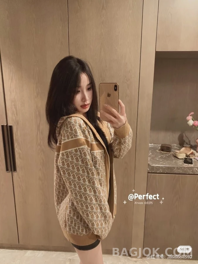 디올 디올 모노그램 양면 후드 집업 상세 이미지