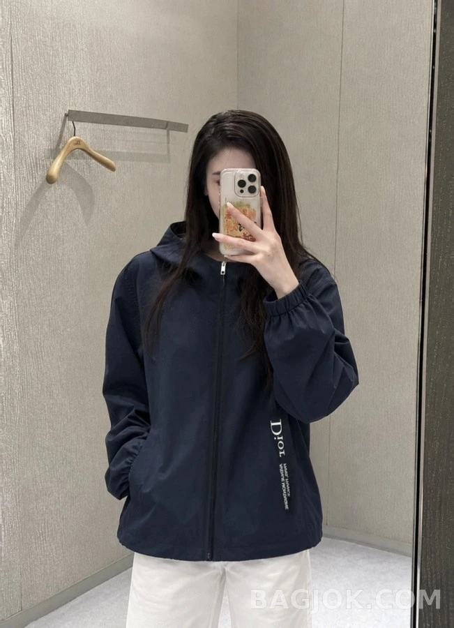 디올 디올 몽테인 로고 방풍 후드 집업 상세 이미지