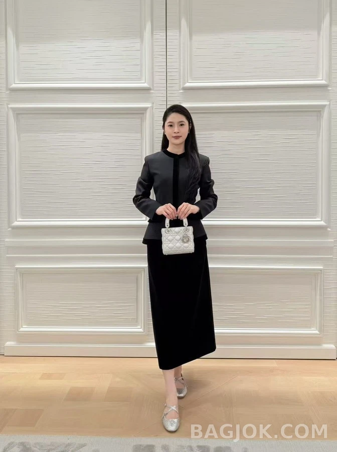 디올 디올 벨벳 트리밍 라운드넥 자켓 상세 이미지