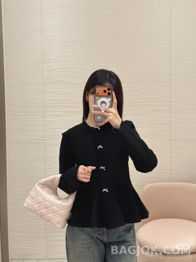 디올 디올 보우 버튼 페플럼 긴팔 티셔츠 상세 이미지