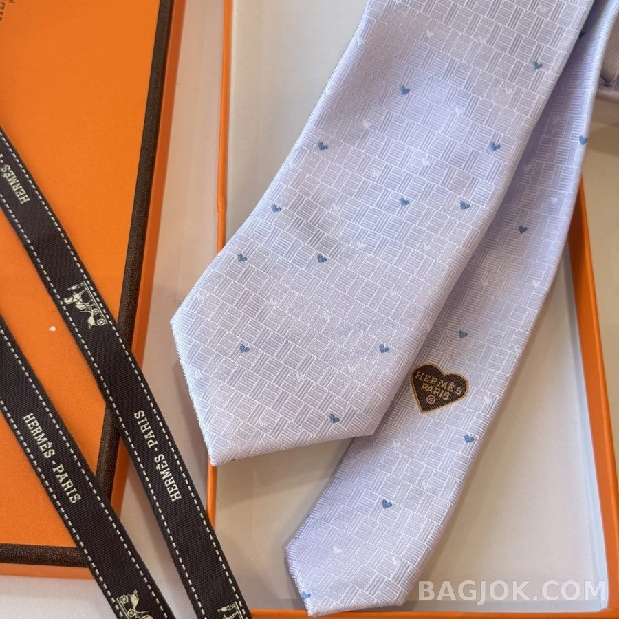 에르메스 에르메스 하트 패치 실크 넥타이 상세 이미지