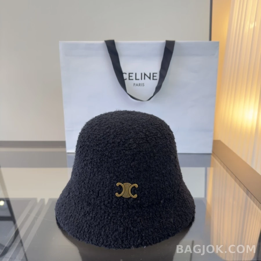 셀린느 셀린느 트리옹프 셔파 버킷햇 상세 이미지