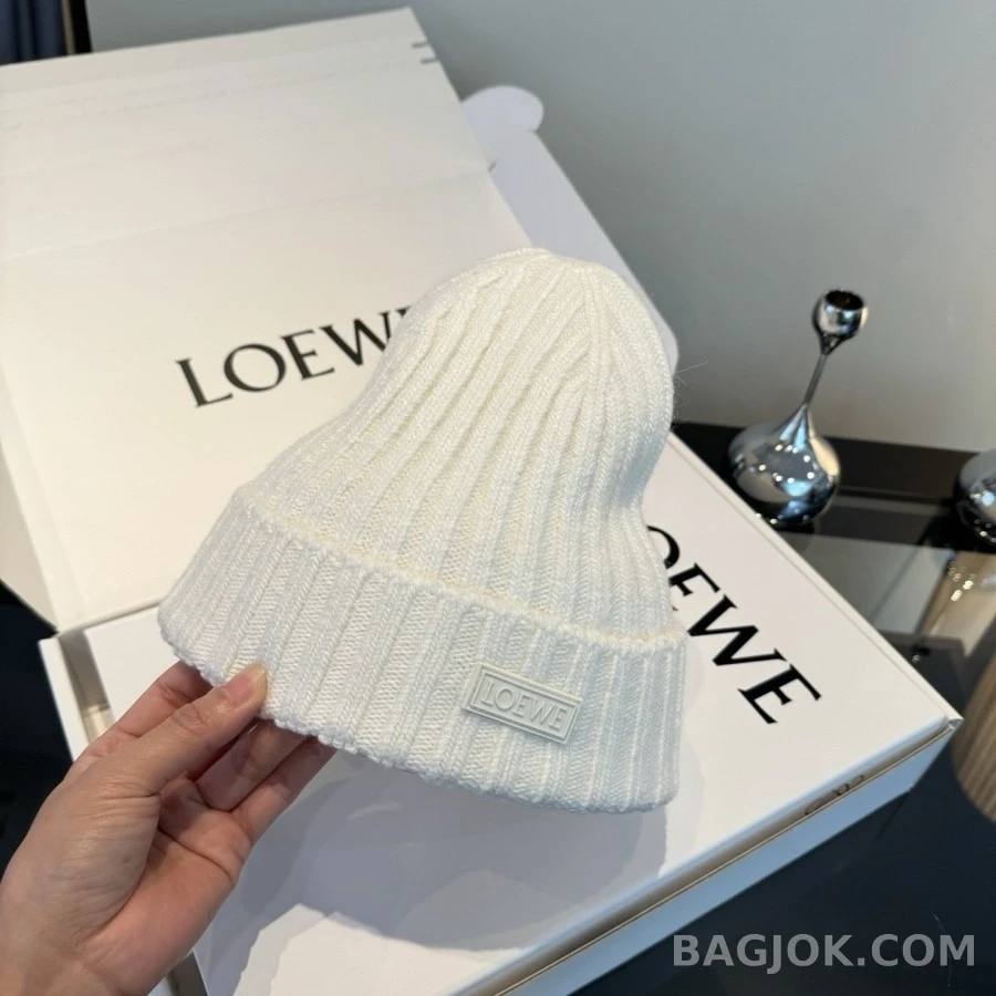 로에베 로에베 로고 패치 니트 비니 상세 이미지