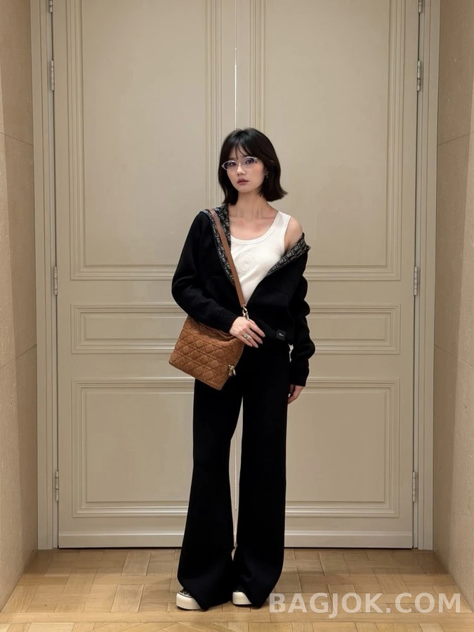 디올 디올 안감 모노그램 후드 집업 상세 이미지