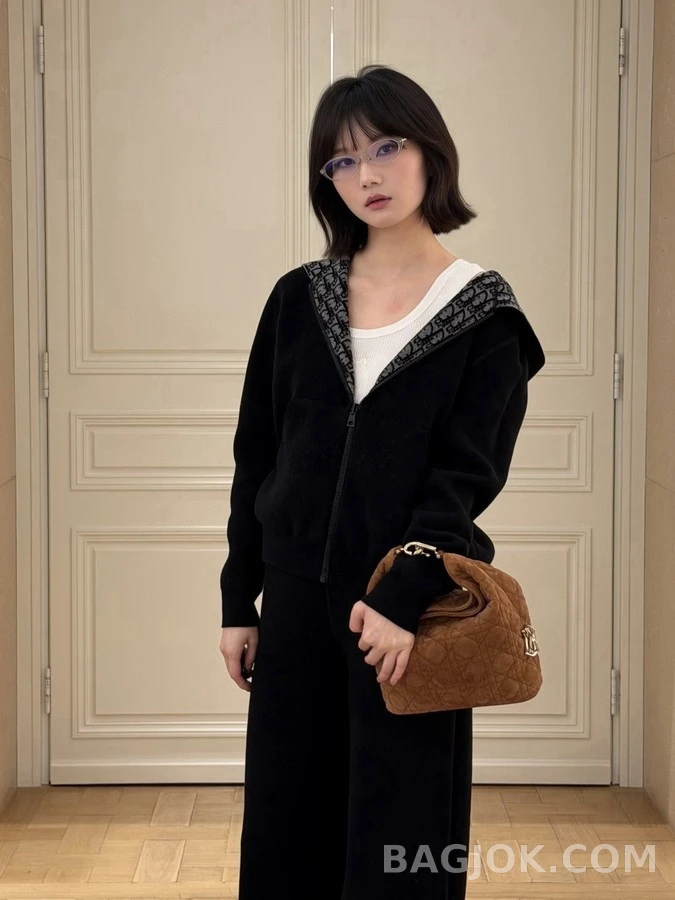 디올 디올 안감 모노그램 후드 집업 상세 이미지