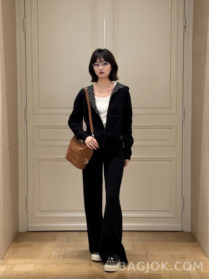 디올 디올 안감 모노그램 후드 집업 상세 이미지