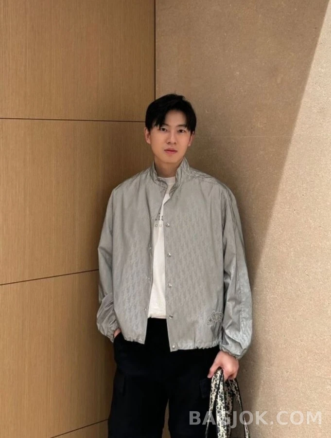 디올 디올 오블리크 리플렉티브 자켓 상세 이미지