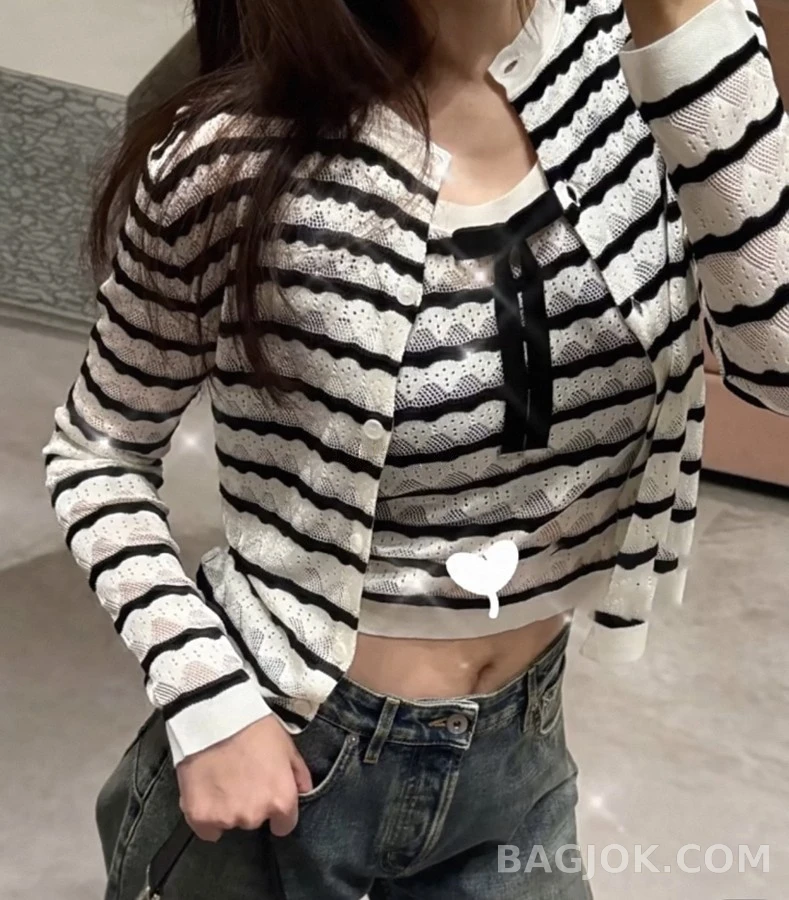 디올 디올 웨이브 스트라이프 펀칭 니트 가디건 상세 이미지