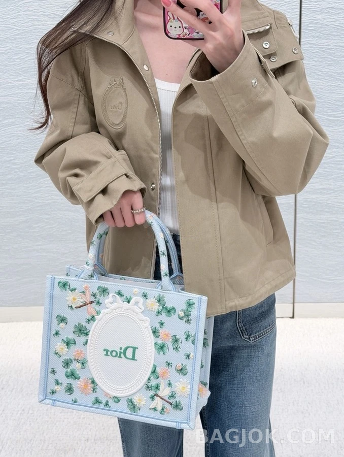 디올 디올 자수 탈착 후드 집업 상세 이미지