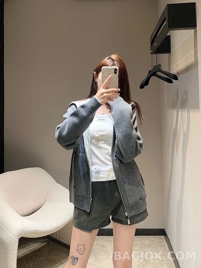 디올 디올 클래식 모노그램 후드 집업 상세 이미지
