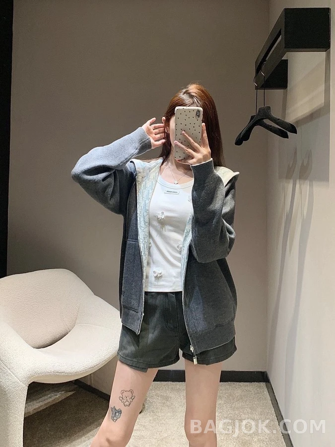 디올 디올 클래식 모노그램 후드 집업 상세 이미지
