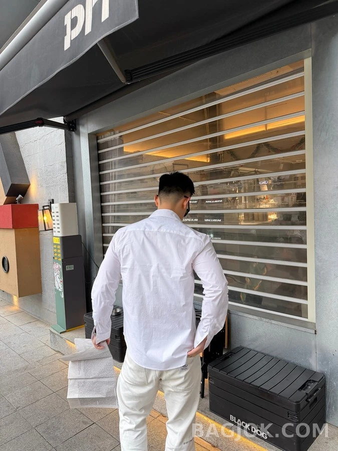 디올 디올 클래식 자수 긴팔 티셔츠 상세 이미지