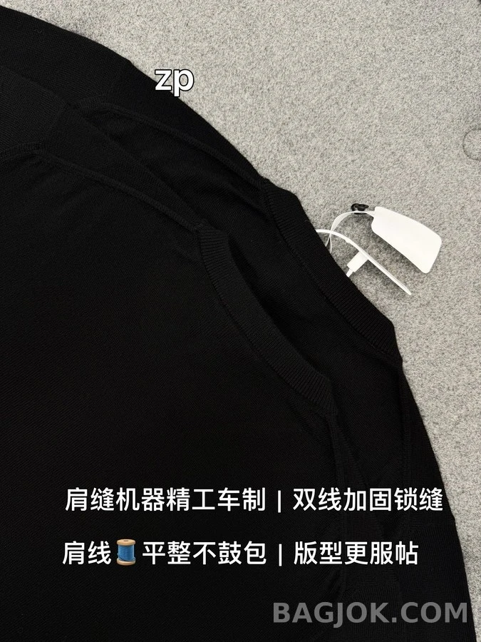 디올 디올 클로버 자수 니트 상세 이미지