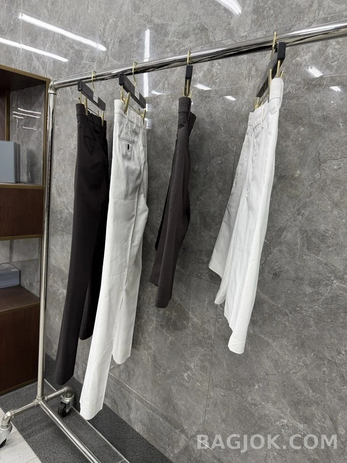 로로피아나 로로피아나 다크 코튼 스트레이트 슬랙스 상세 이미지