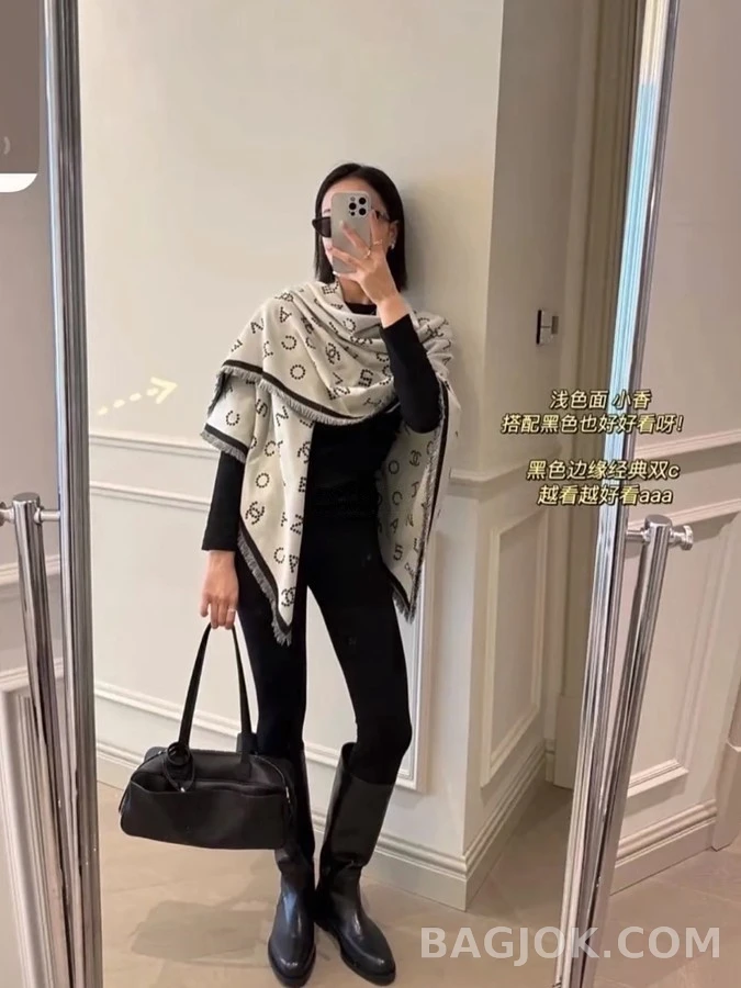 샤넬 샤넬 레터링 로고 스카프 상세 이미지