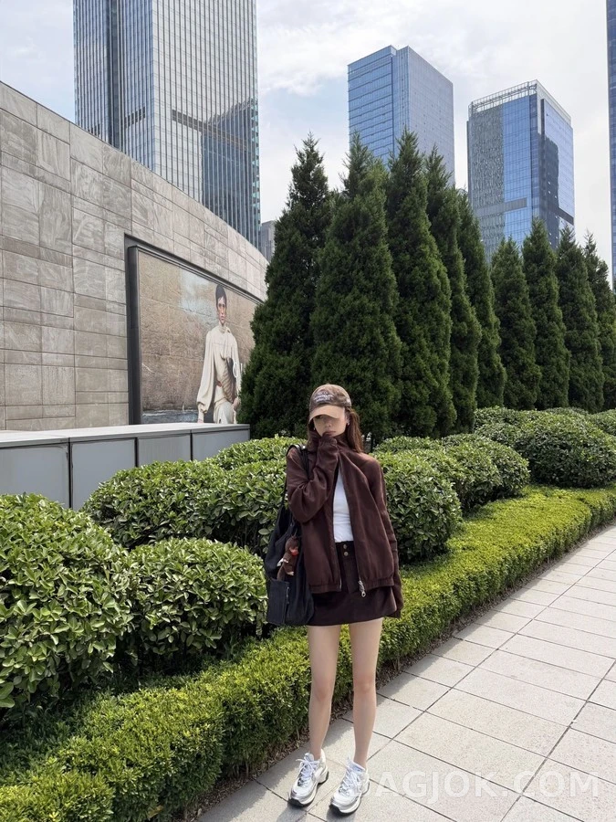 로로피아나 로로피아나 리버서블 린넨 봄버 자켓 상세 이미지