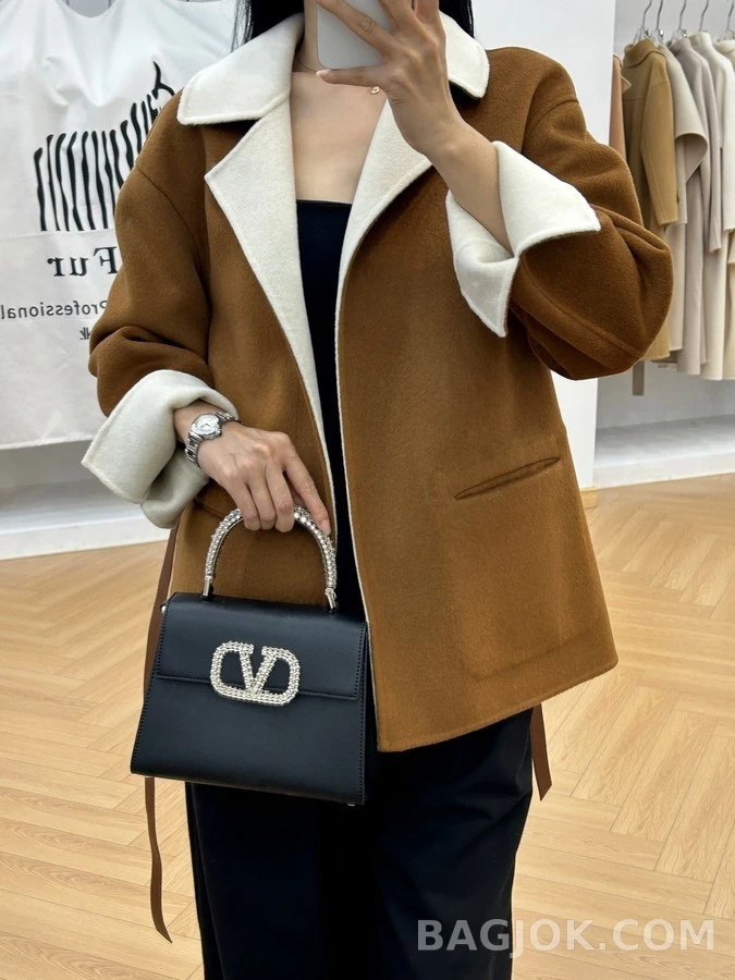 로로피아나 로로피아나 벨티드 더블페이스 자켓 상세 이미지