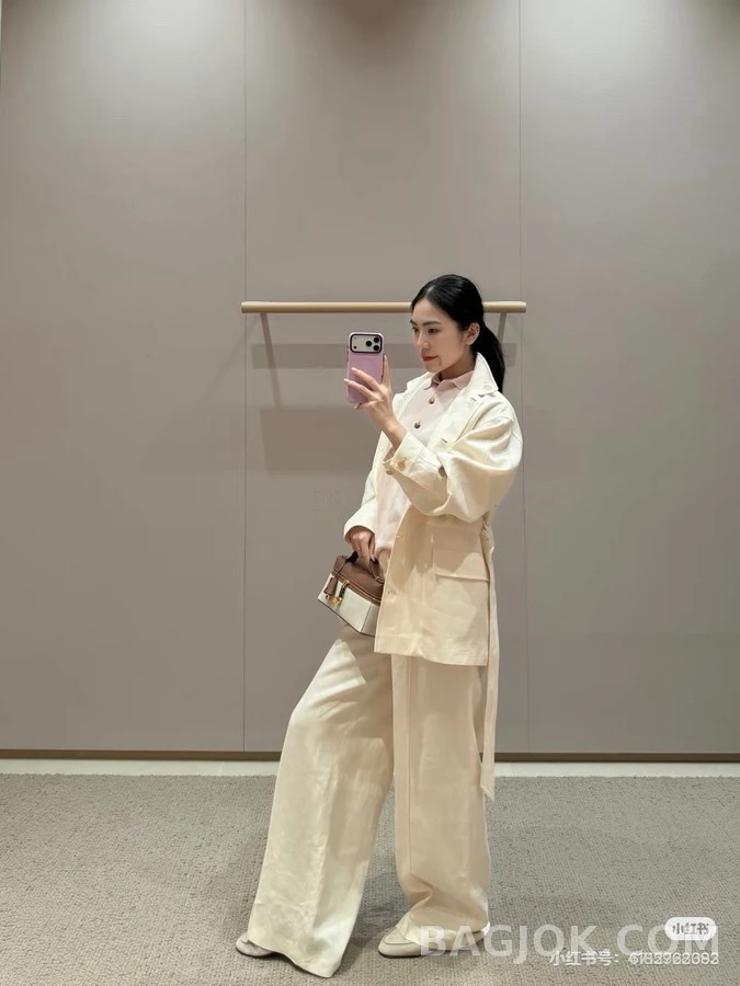 로로피아나 로로피아나 벨티드 울 자켓 상세 이미지