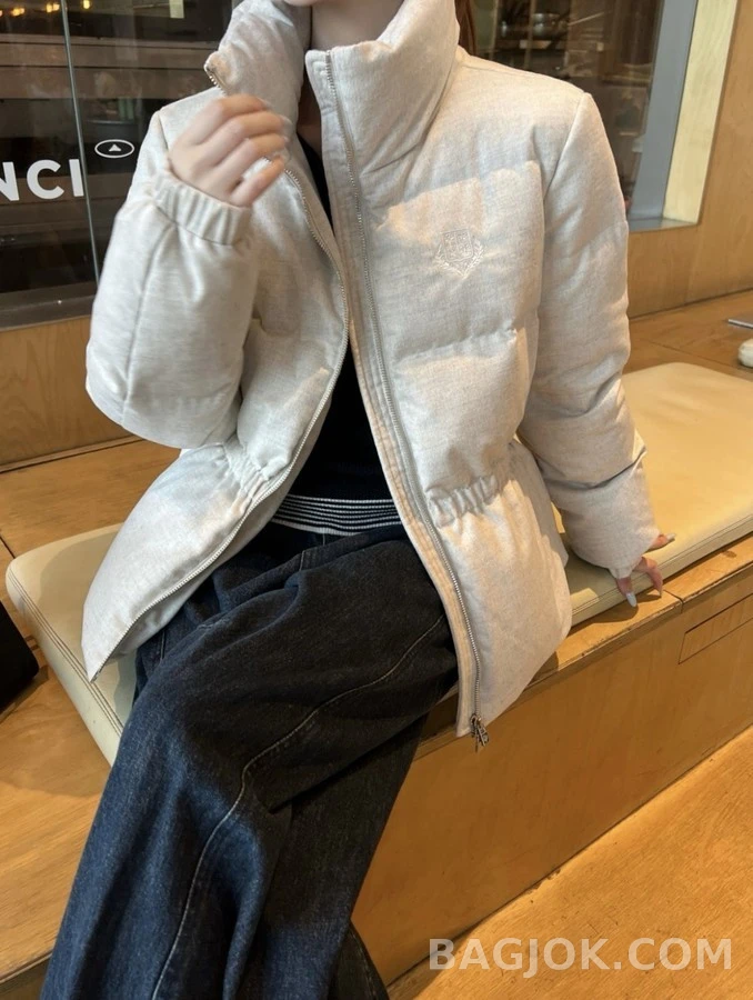 로로피아나 로로피아나 하이넥 허리 스트링 패딩 자켓 상세 이미지