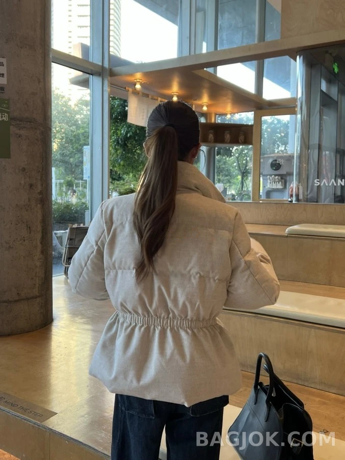 로로피아나 로로피아나 하이넥 허리 스트링 패딩 자켓 상세 이미지
