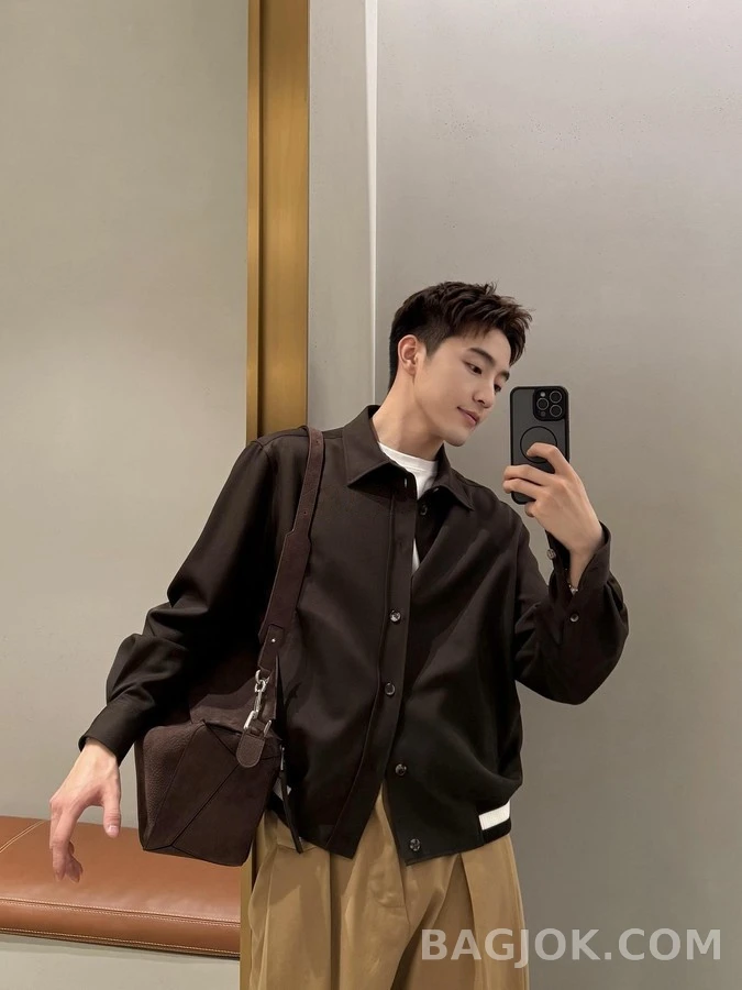 로에베 로에베 갈색 칼라넥 스트라이프 자켓 상세 이미지
