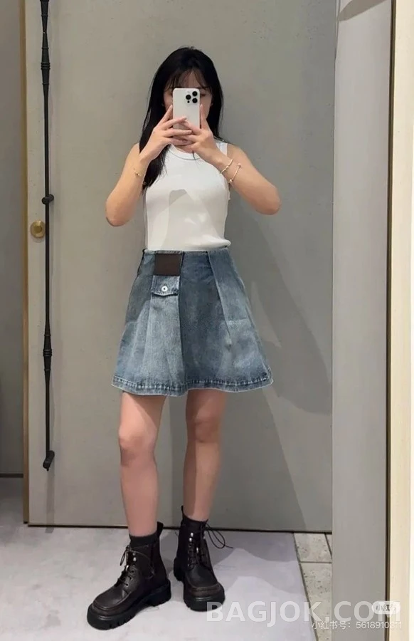 로에베 로에베 더블 압축 플리츠 데님 스커트 상세 이미지