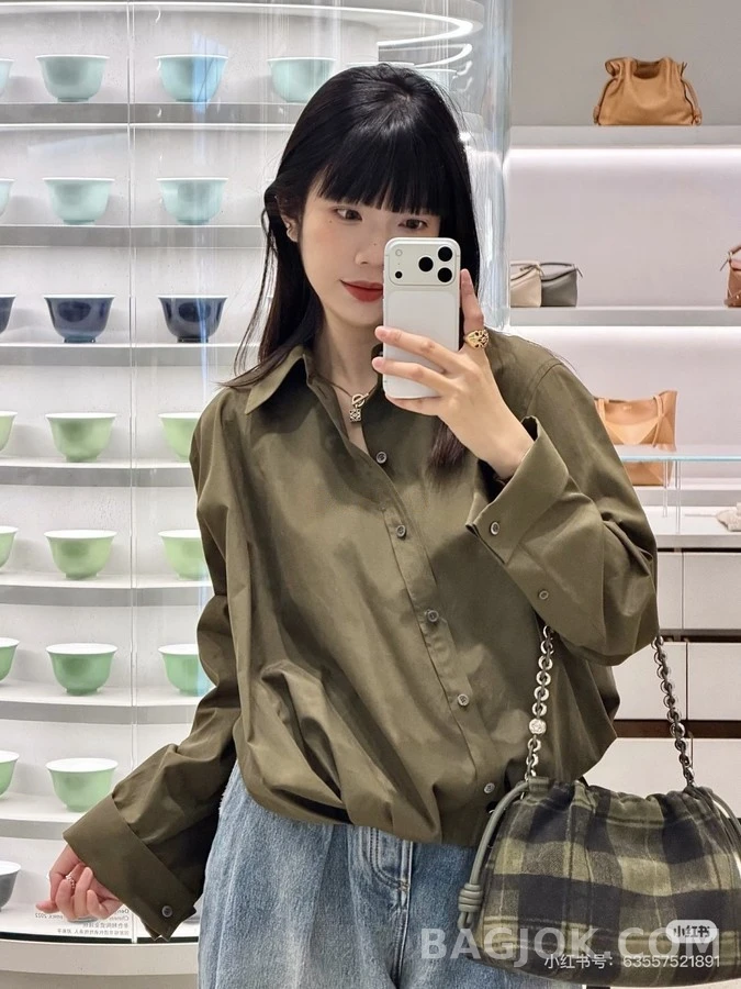 로에베 로에베 비대칭 벨티드 셔츠 상세 이미지