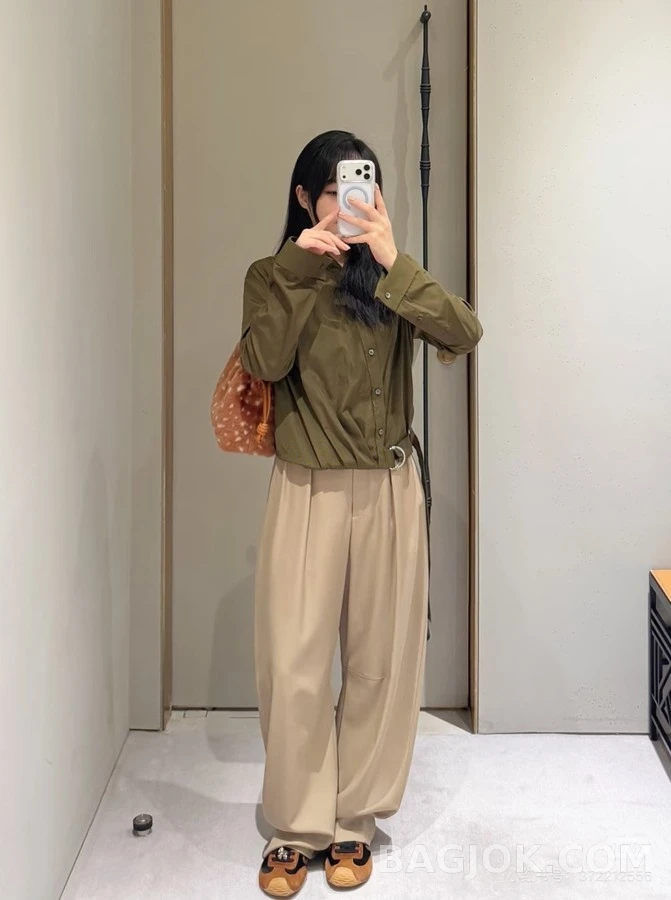 로에베 로에베 비대칭 벨티드 셔츠 상세 이미지