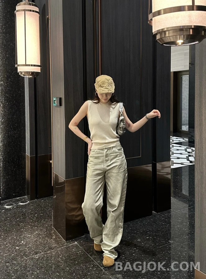 로에베 로에베 스모키 워싱 데님 팬츠 상세 이미지