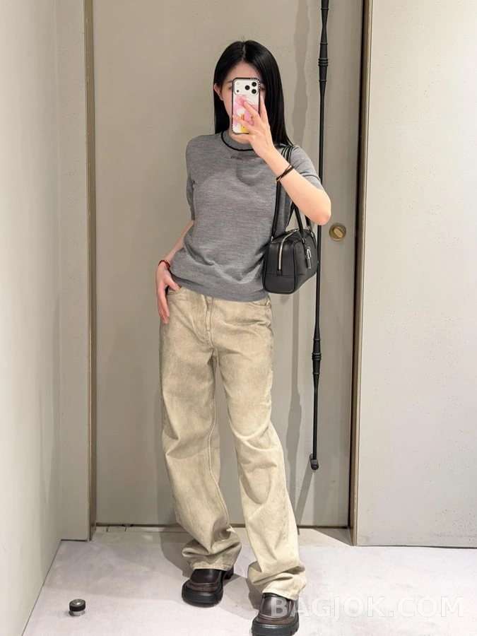 로에베 로에베 스모키 워싱 데님 팬츠 상세 이미지