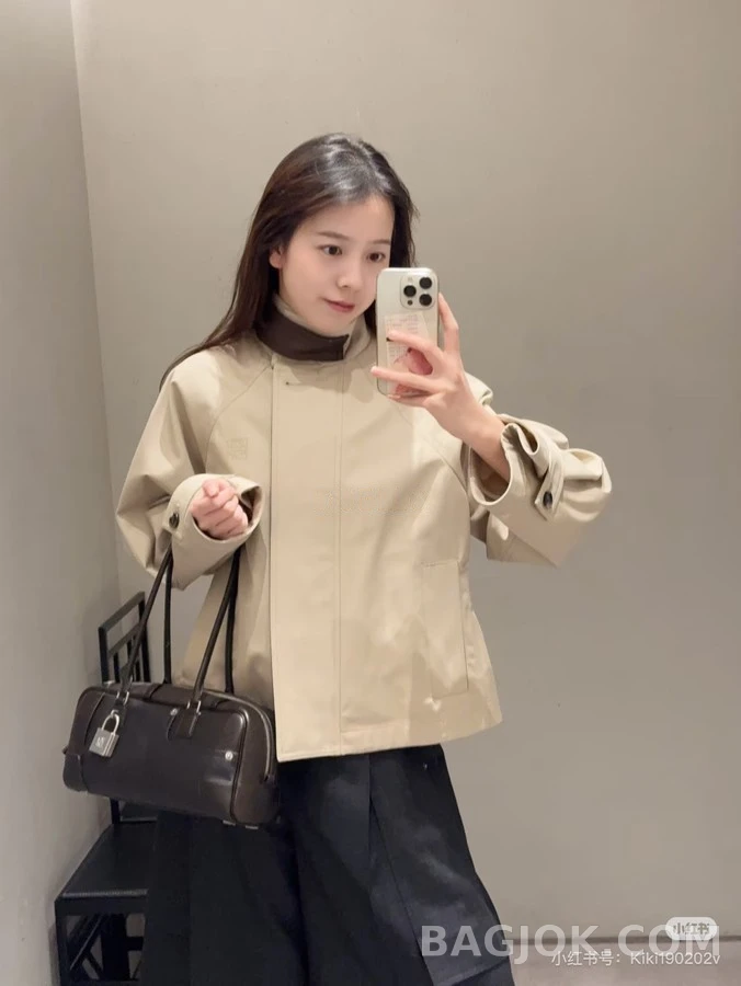로에베 로에베 아나그램 가죽 칼라 숏 자켓 상세 이미지