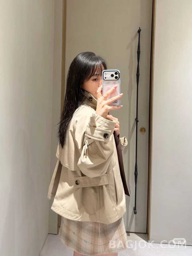 로에베 로에베 아나그램 가죽 칼라 숏 자켓 상세 이미지