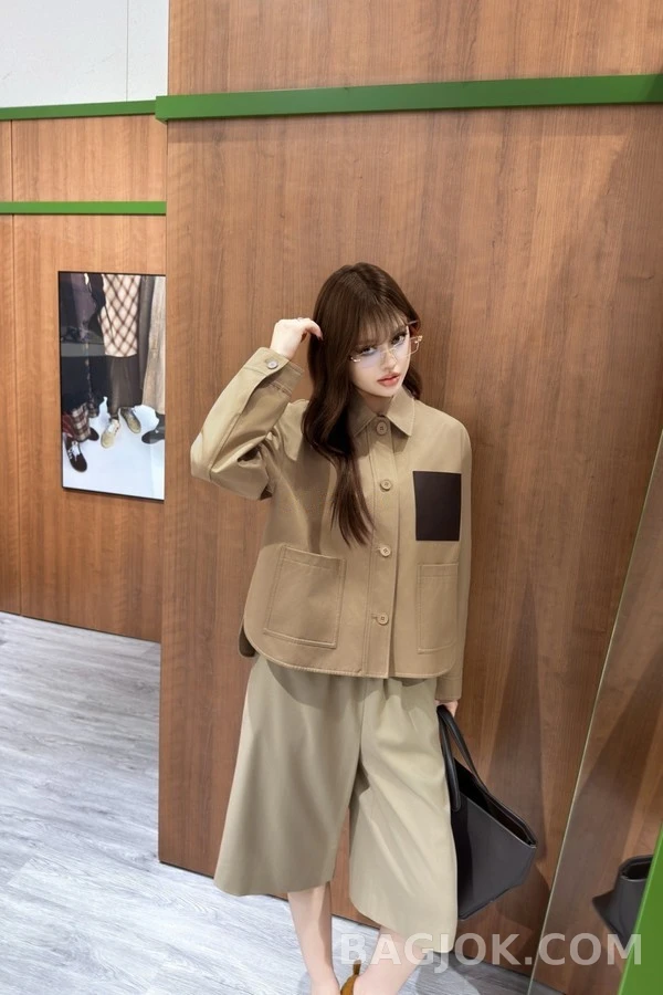 로에베 로에베 아나그램 가죽 패치 카라 자켓 상세 이미지