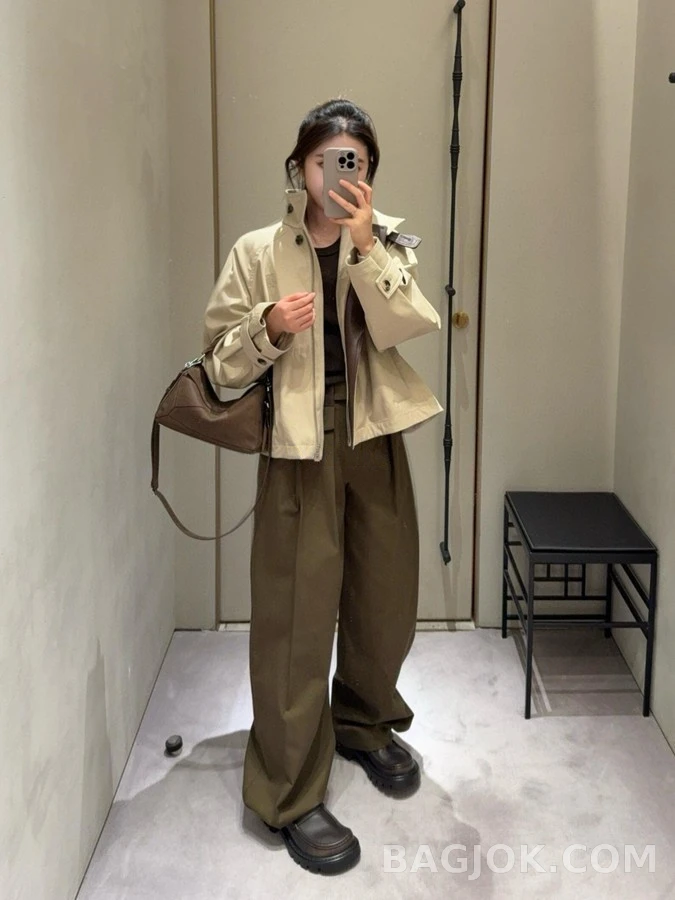 로에베 로에베 아나그램 로고 쇼트 트렌치 자켓 상세 이미지