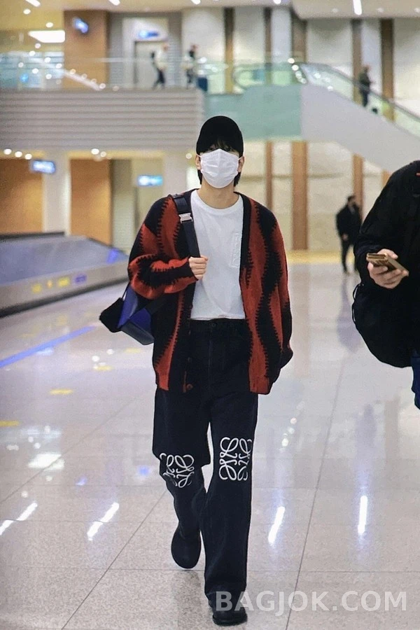 로에베 로에베 아나그램 루즈핏 데님 팬츠 상세 이미지