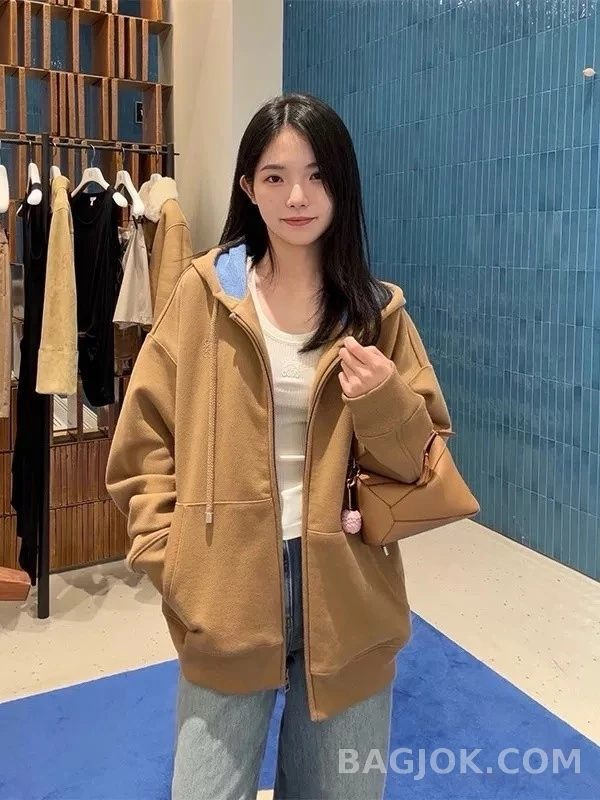 로에베 로에베 아나그램 배색 후드 집업 상세 이미지