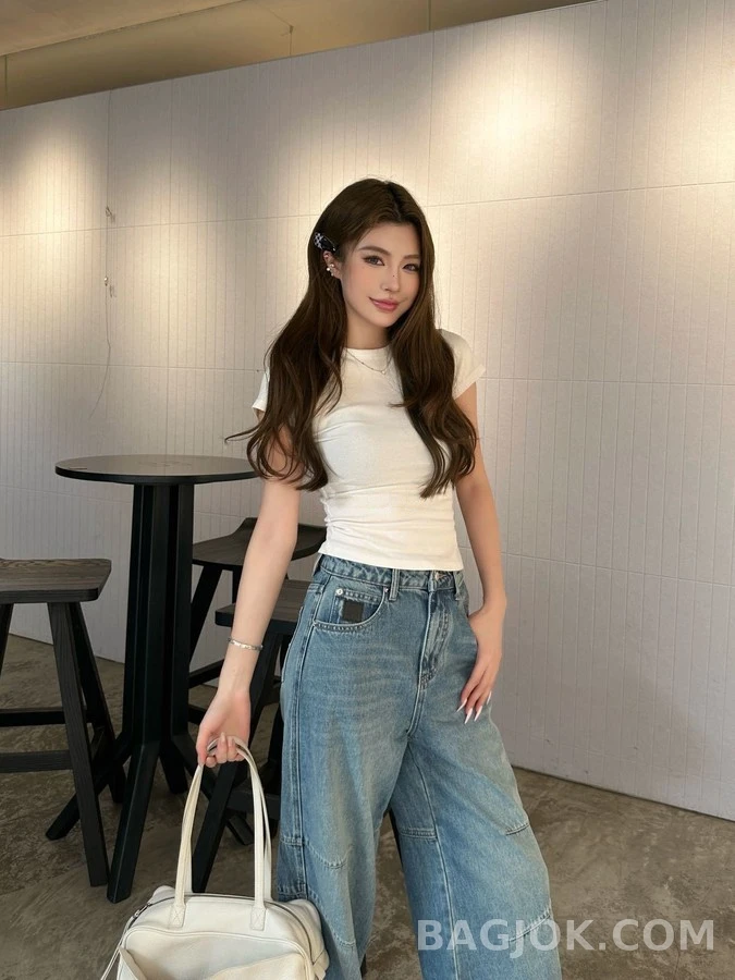 로에베 로에베 아나그램 워시드 와이드 데님 팬츠 상세 이미지