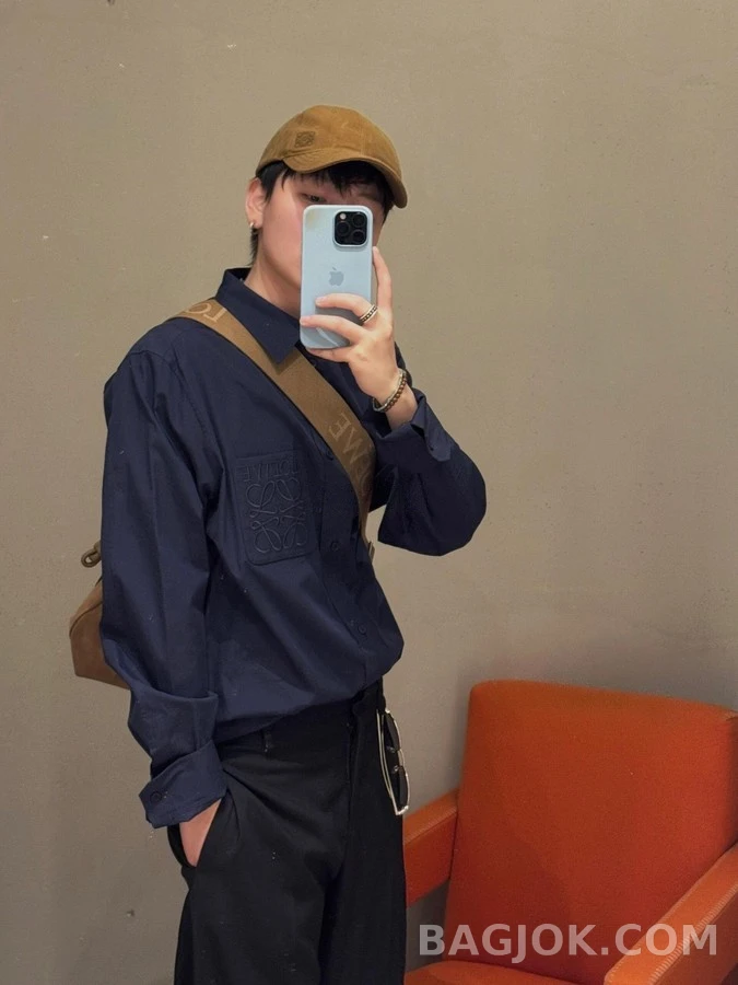 로에베 로에베 아나그램 자수 긴팔 티셔츠 상세 이미지