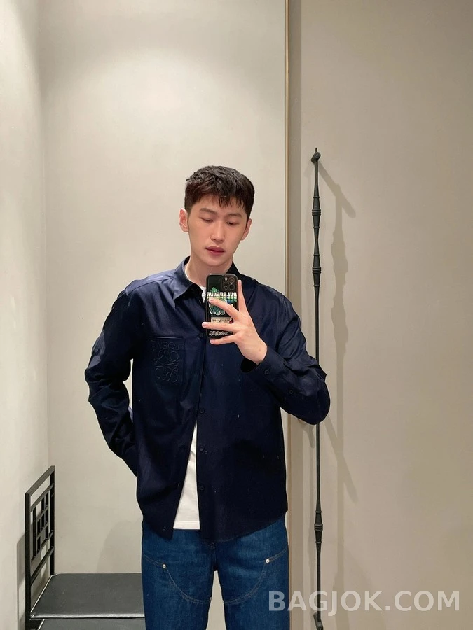 로에베 로에베 아나그램 자수 긴팔 티셔츠 상세 이미지