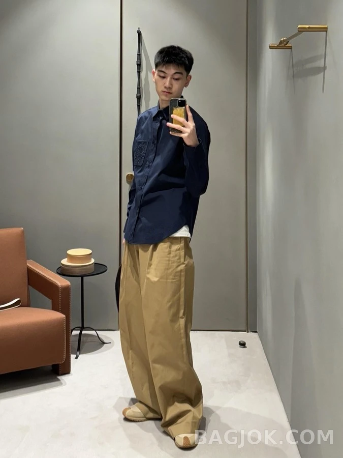 로에베 로에베 아나그램 자수 긴팔 티셔츠 상세 이미지