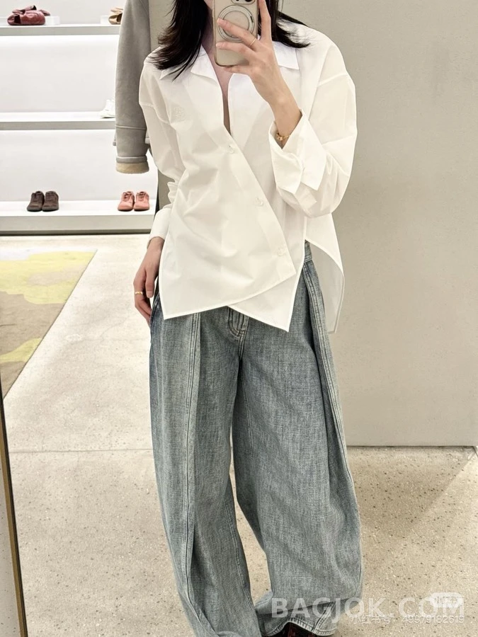 로에베 로에베 아나그램 자수 사선 버튼 셔츠 상세 이미지