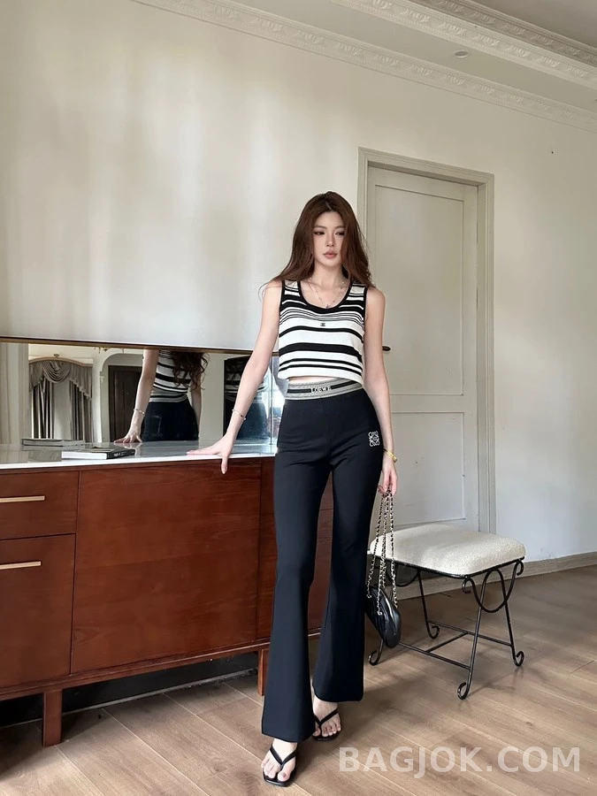 로에베 로에베 아나그램 자수 스트라이프 밴딩 플레어 팬츠 상세 이미지