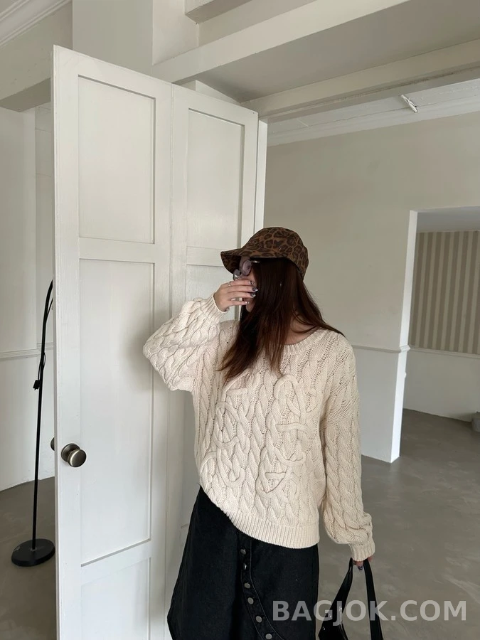 로에베 로에베 아나그램 케이블 니트 상세 이미지