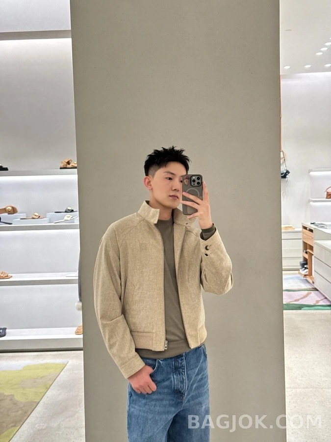 로에베 로에베 엠보싱 울 블렌드 집업 자켓 상세 이미지