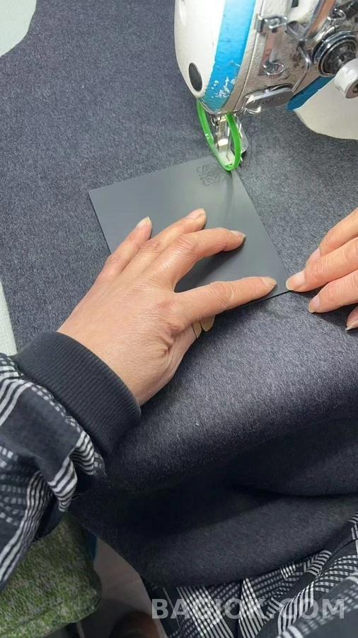 로에베 로에베 울 캐시미어 레더 포켓 셔츠 자켓 상세 이미지