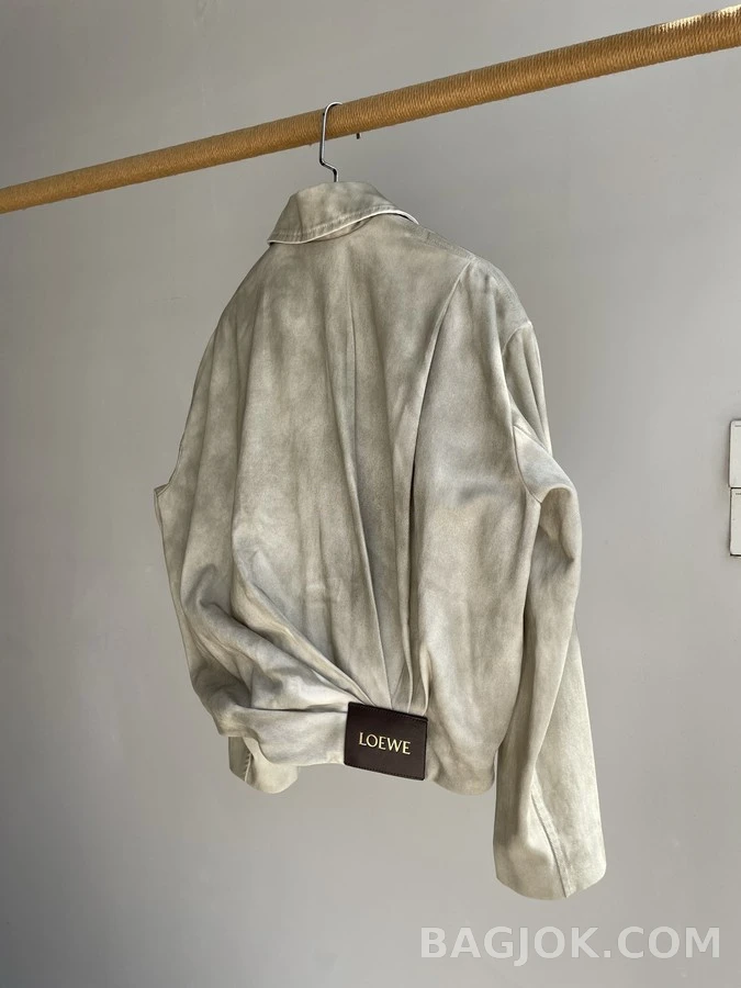 로에베 로에베 워시드 레더 벌룬 재킷 상세 이미지