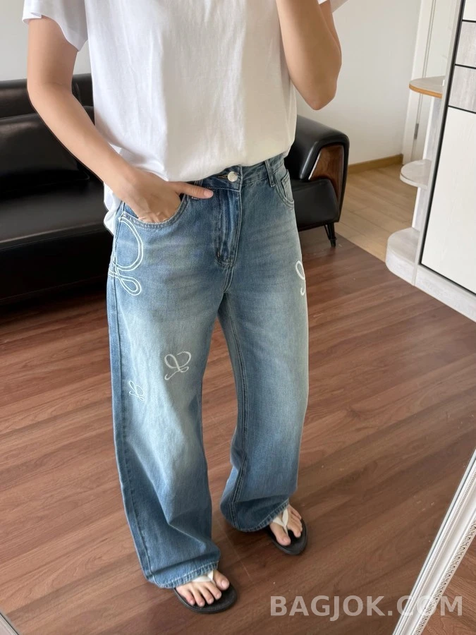 로에베 로에베 워싱 로고 자수 와이드 데님 팬츠 상세 이미지