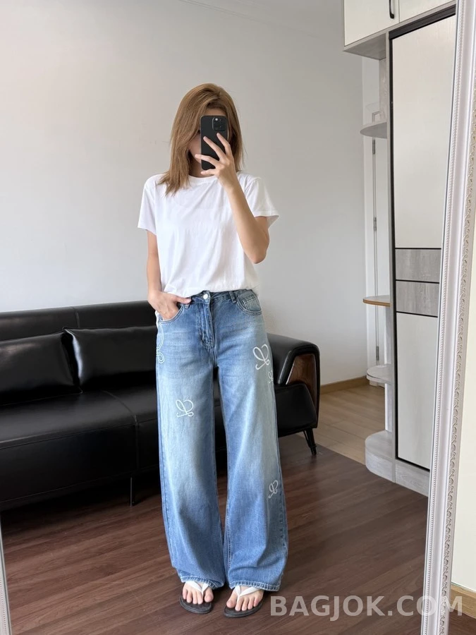 로에베 로에베 워싱 로고 자수 와이드 데님 팬츠 상세 이미지